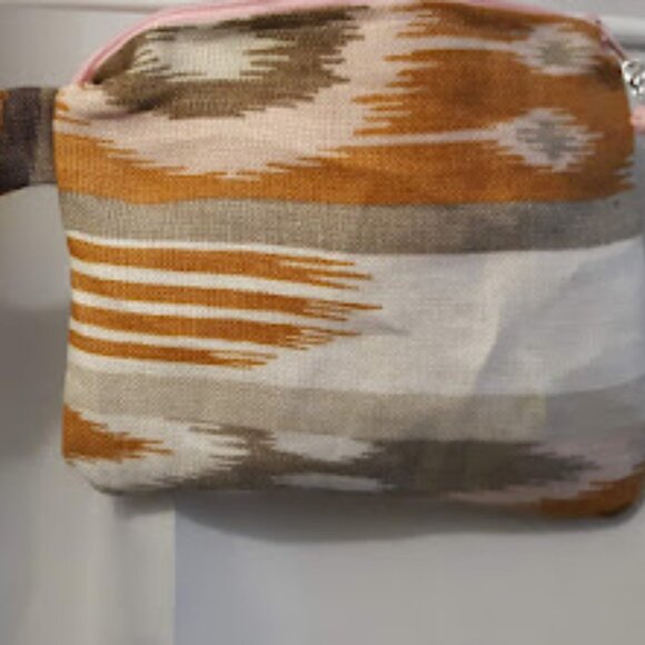 New Aztec Clutch travel Hanging make-up bag Mustard Pink 6" Wristlet Coin Purse - Picture 1 of 6